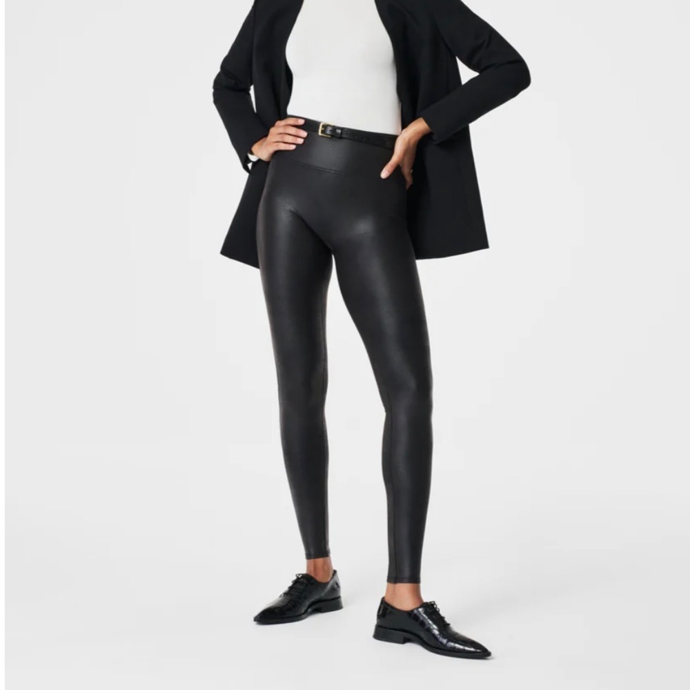 Spanx faux leather leggings size medium.
